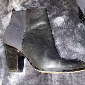 Donald J Pliner boots 7.5